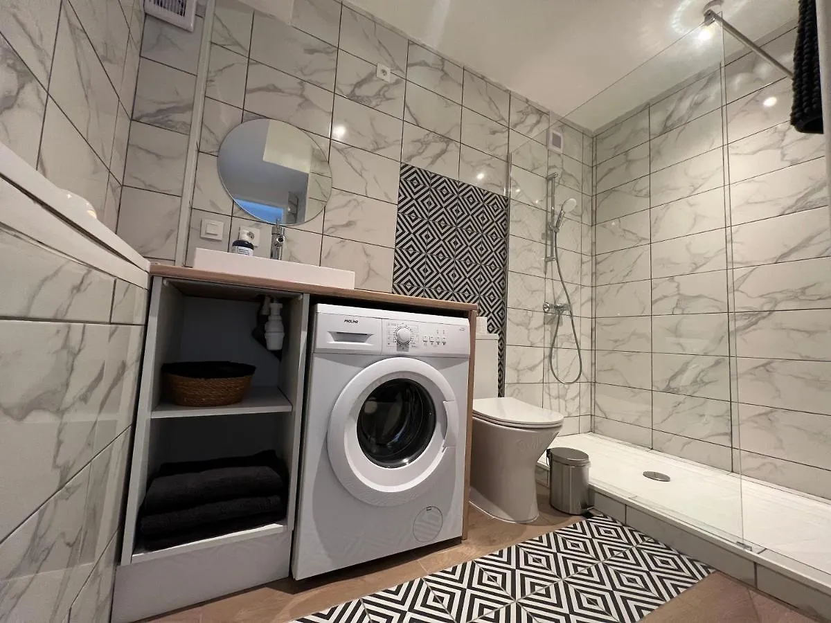 Apartment Appart Totoro @ Free Parking/Wifi/Draps Thiers France